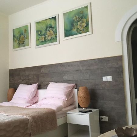Chokolate Apartment Lviv Exterior photo